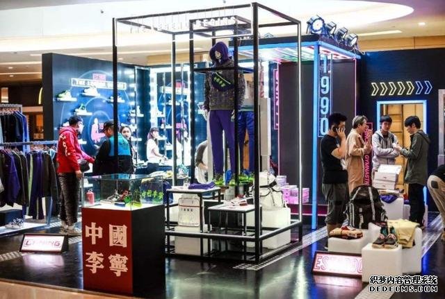 又一國產(chǎn)巨頭倒下：曾5000多家門店，品牌價(jià)值27億，今卻負(fù)債累累